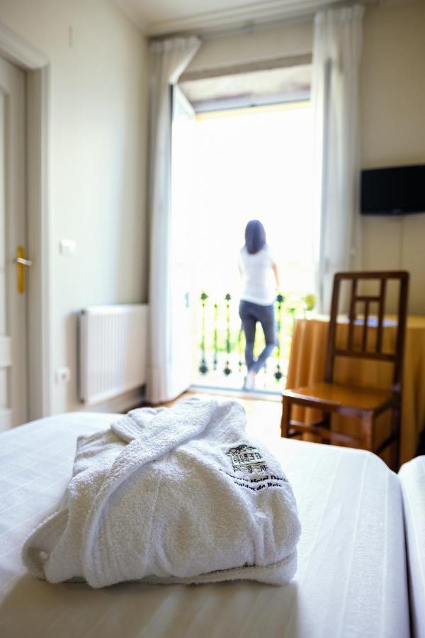 Balneario Hotel Davila カルダス・デ・レイス エクステリア 写真